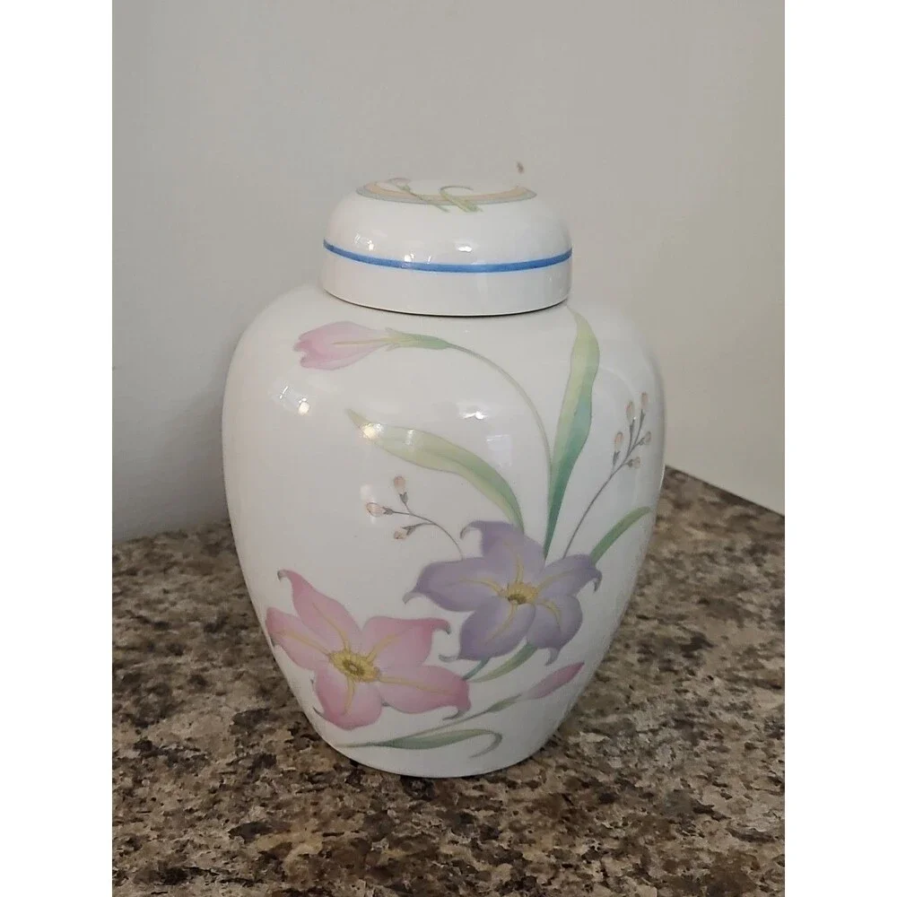 Vintage Chinoiserie Ginger Jar With Lid White with Purple & Pink Flowers
